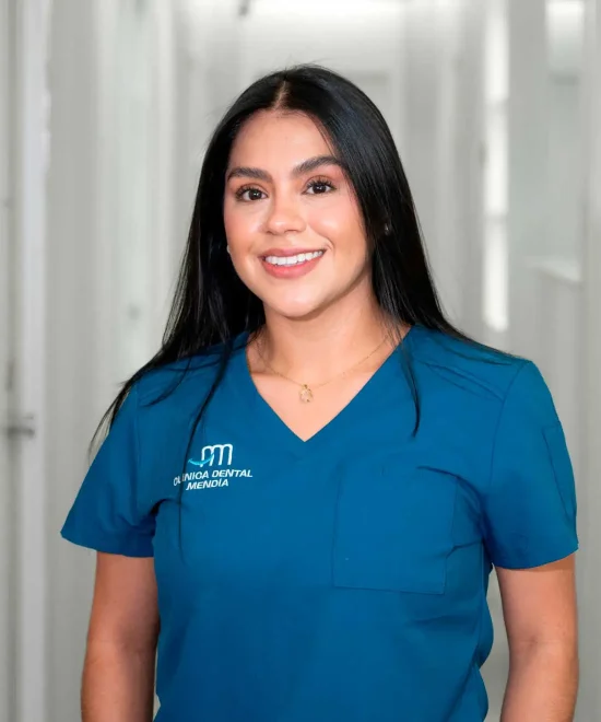 ALEXANDRA PARRA GUERRERO. Higienista dental